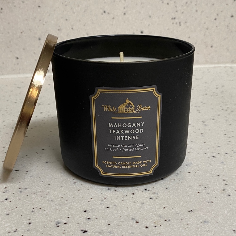 NWT.  Bath & Body Works, 3-wick, candle
